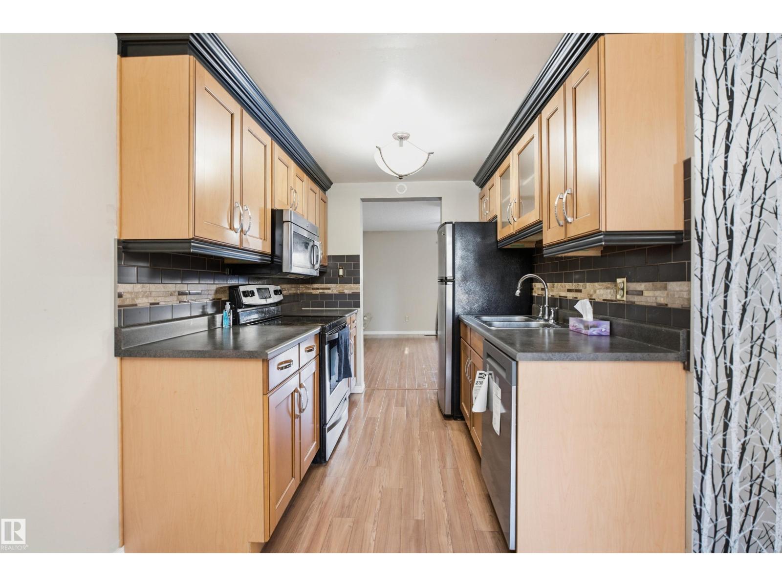 7J Garden Grove NW, photo 9 of 33