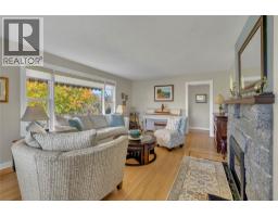 1005 West Bench Drive, Penticton, BC V2A8Y4 Photo 28