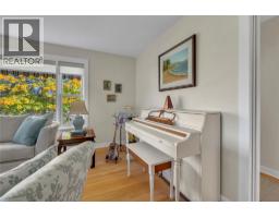 1005 West Bench Drive, Penticton, BC V2A8Y4 Photo 30