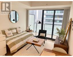 1710 - 185 Roehampton Avenue S, Toronto, ON M4P1R4 Photo 9