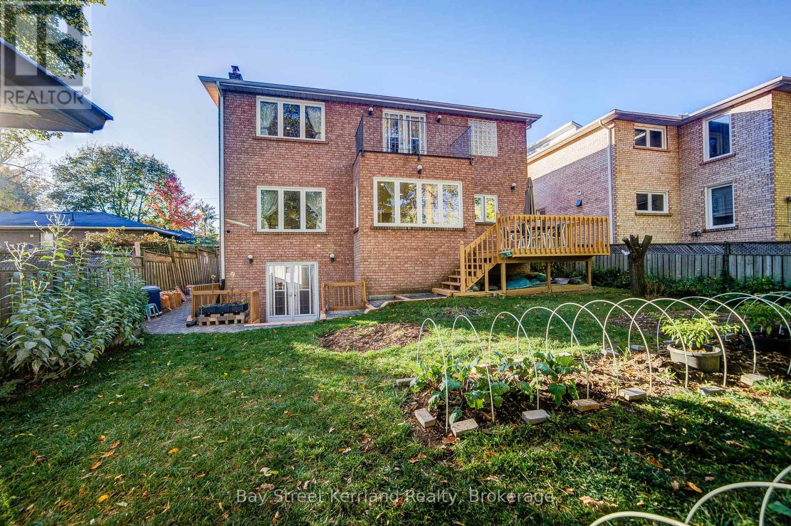 136 NIPIGON AVENUE - 49