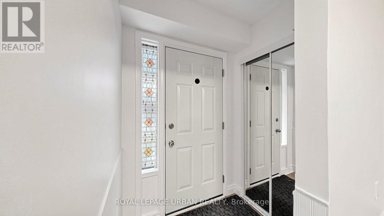 411 FLEETWOOD DRIVE, Oshawa (Eastdale) — photo 4