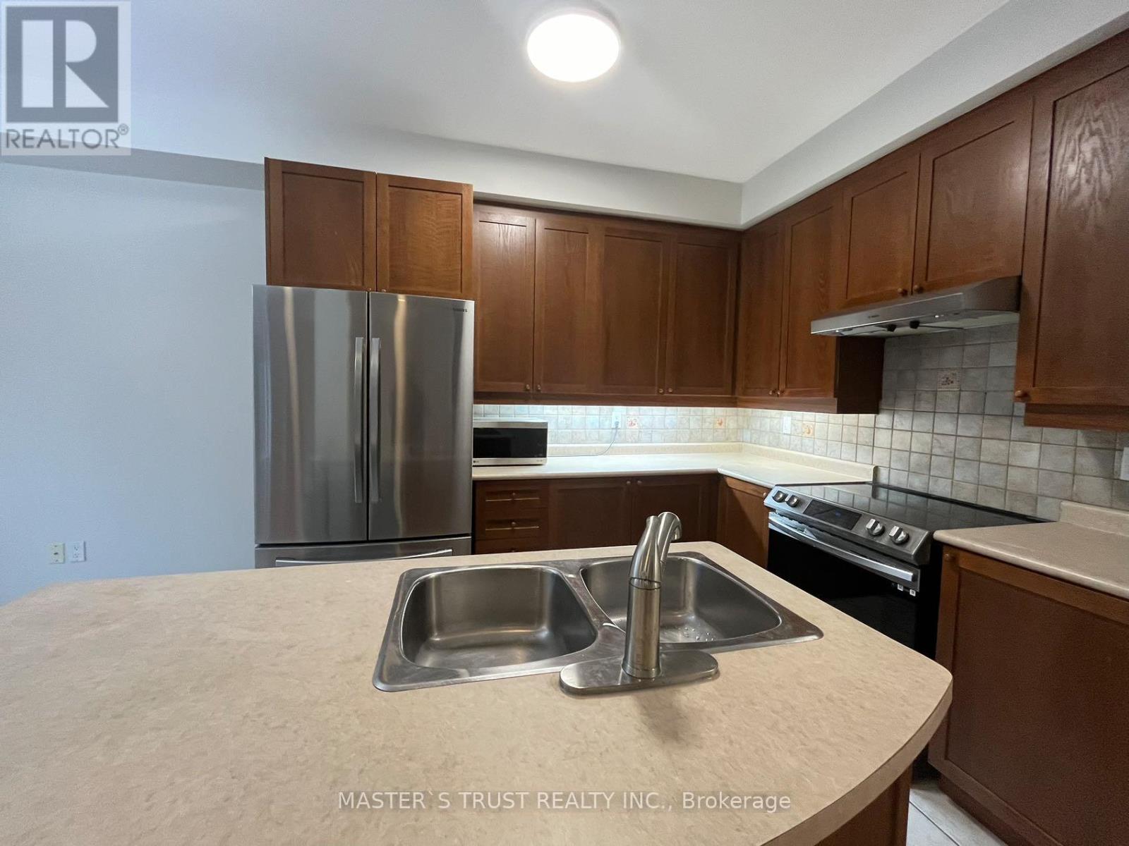 40 - 100 ELGIN MILLS ROAD W, Richmond Hill (Westbrook) — photo 8