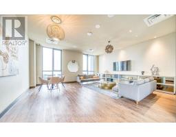 2010 - 38 Honeycrisp Crescent, Vaughan, ON L4K0M8 Photo 13