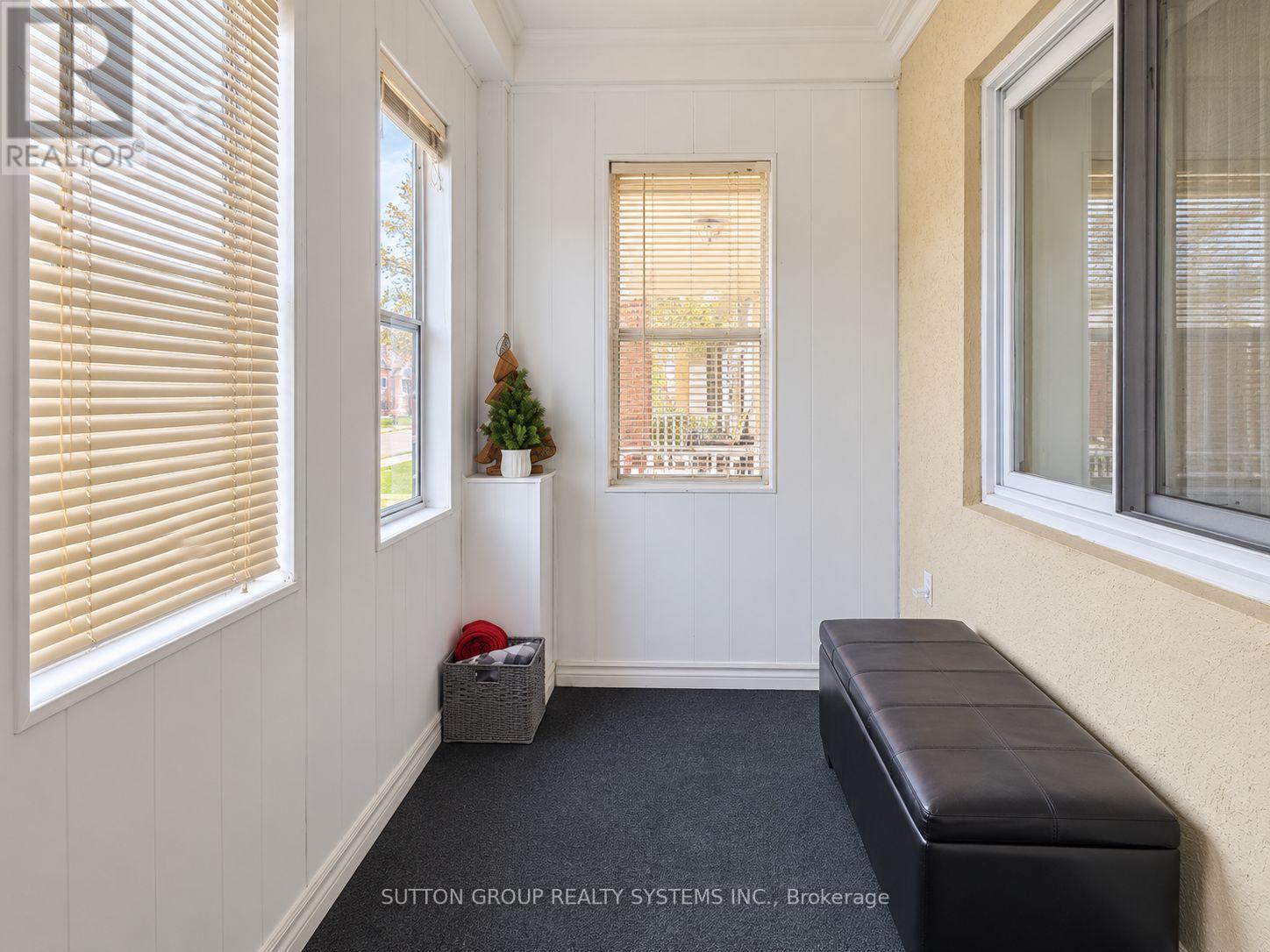 120 BROWNVILLE AVENUE, Toronto (Mount Dennis) — photo 3