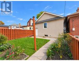 120 Brownville Avenue, Toronto, ON M6N4L4 Photo 17