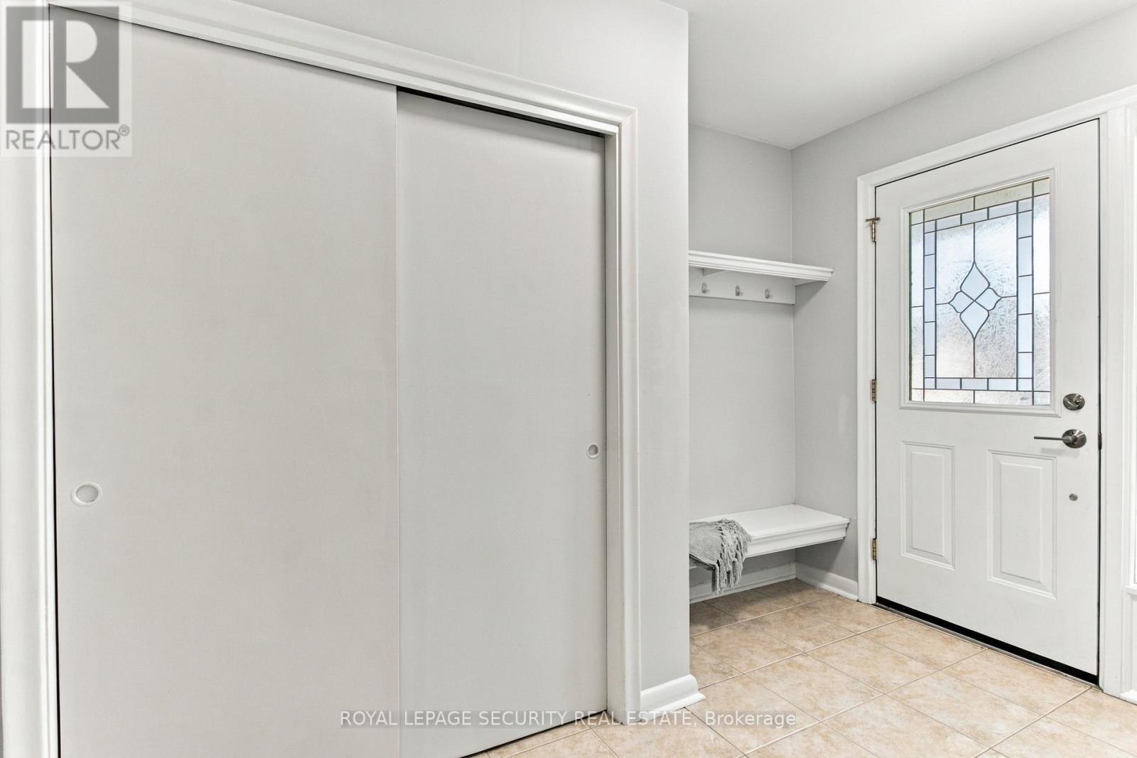 6 TEWSELY PLACE, Toronto (Willowridge-Martingrove-Richview) — photo 2