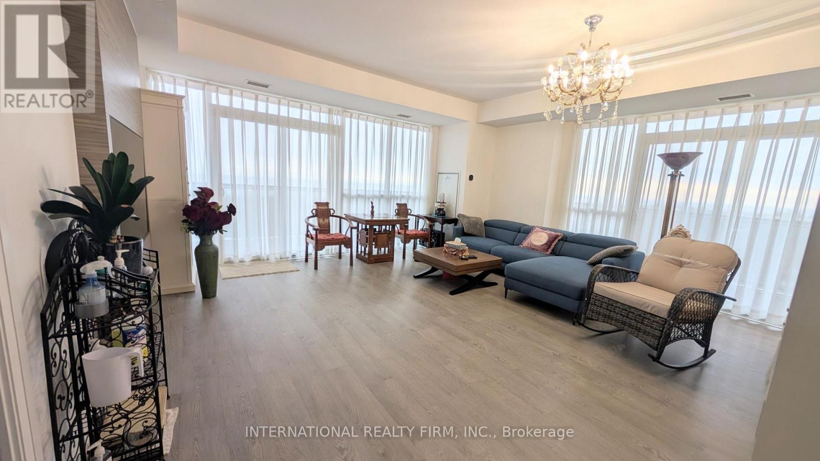809 - 65 ANNIE CRAIG DRIVE, Toronto (Mimico) — photo 4