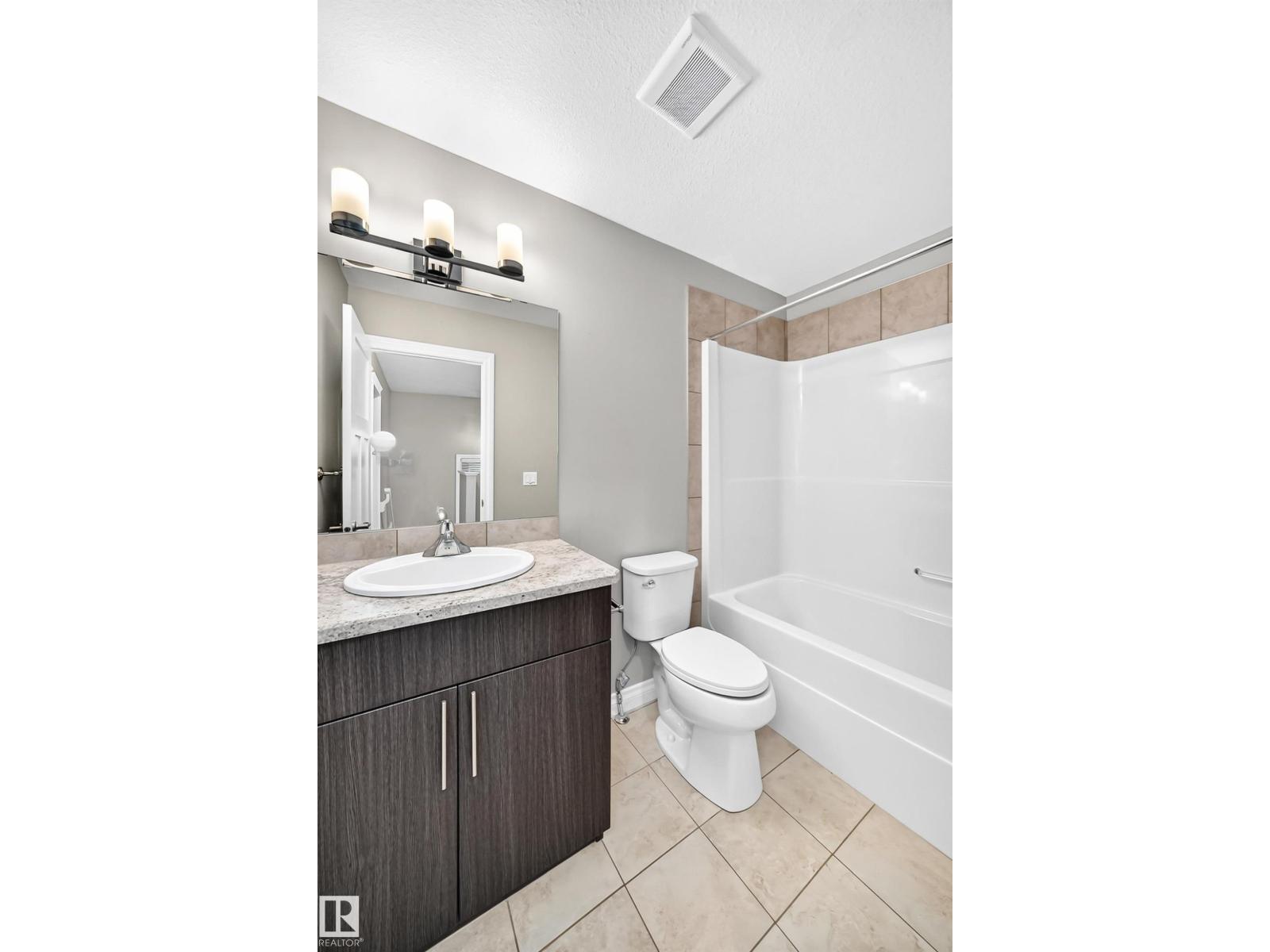 260 STURTZ BN, Leduc — photo 24