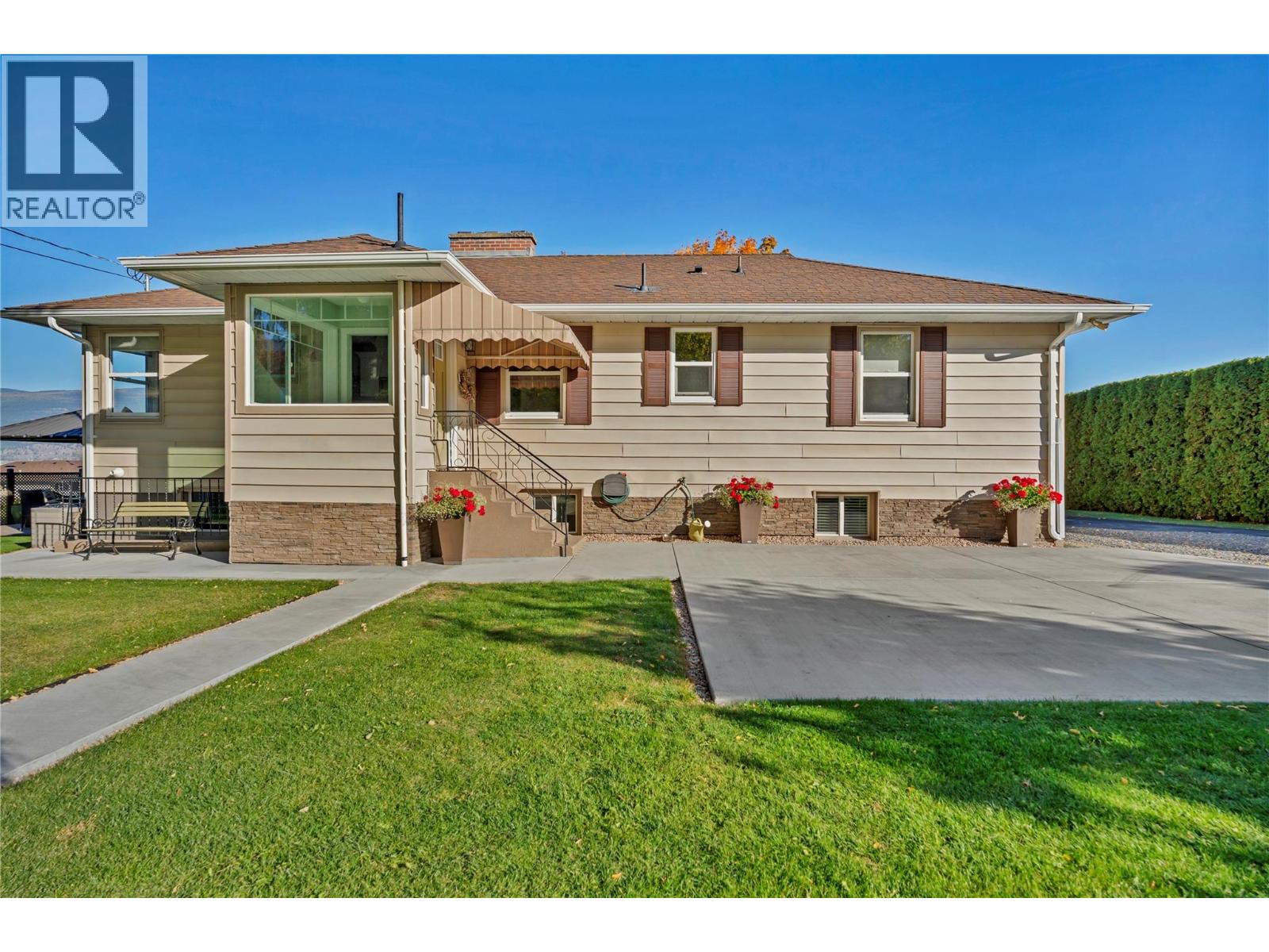 1005 West Bench Drive, Penticton