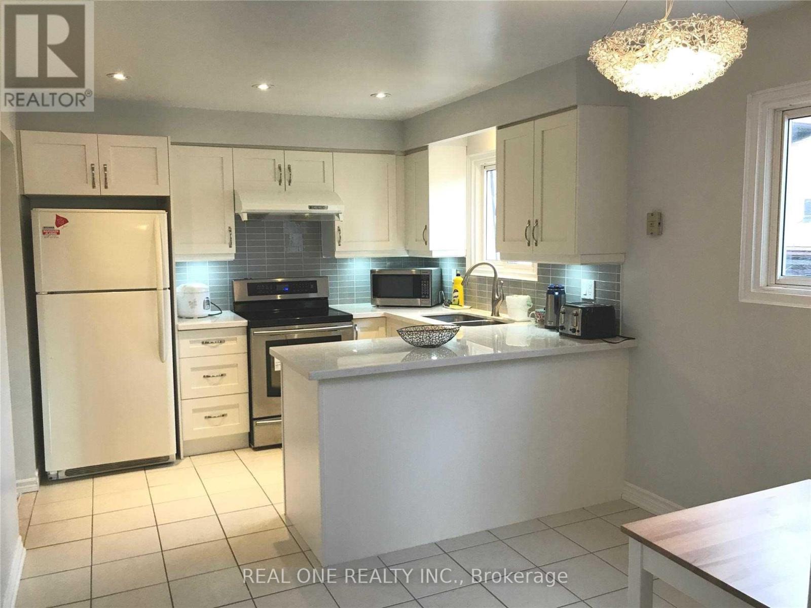 124 ANGUS DRIVE, Toronto (Don Valley Village) — photo 12
