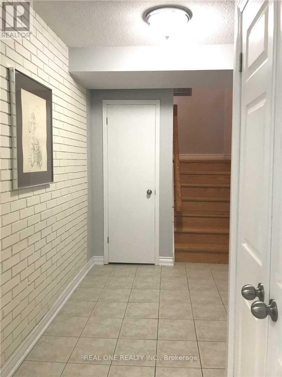 124 ANGUS DRIVE, Toronto (Don Valley Village) — photo 3