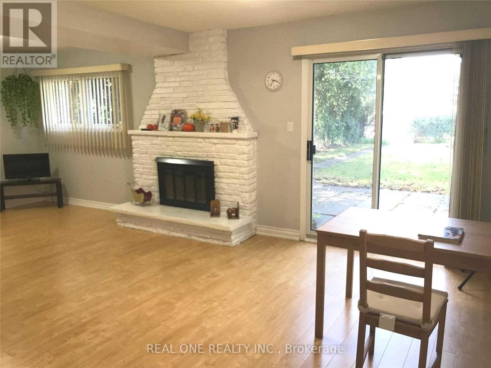 124 ANGUS DRIVE, Toronto (Don Valley Village) — photo 4