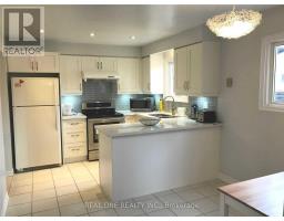 124 Angus Drive, Toronto, ON M2J2X1 Photo 12