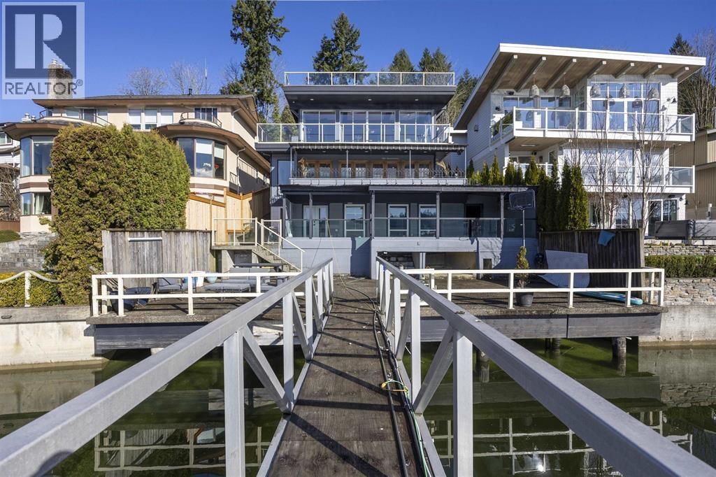 936 ALDERSIDE ROAD