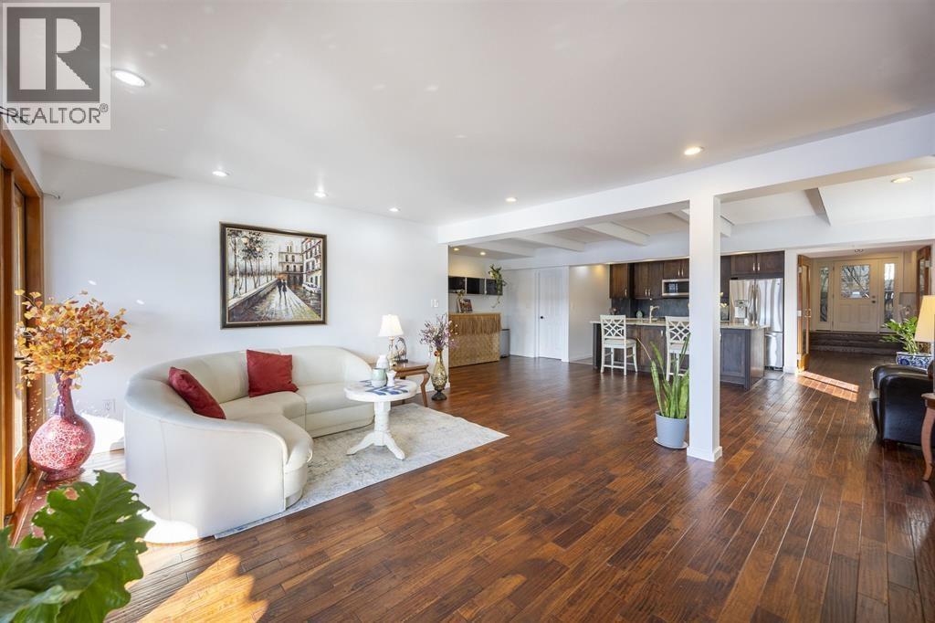 936 Alderside Road, Port Moody — photo 8