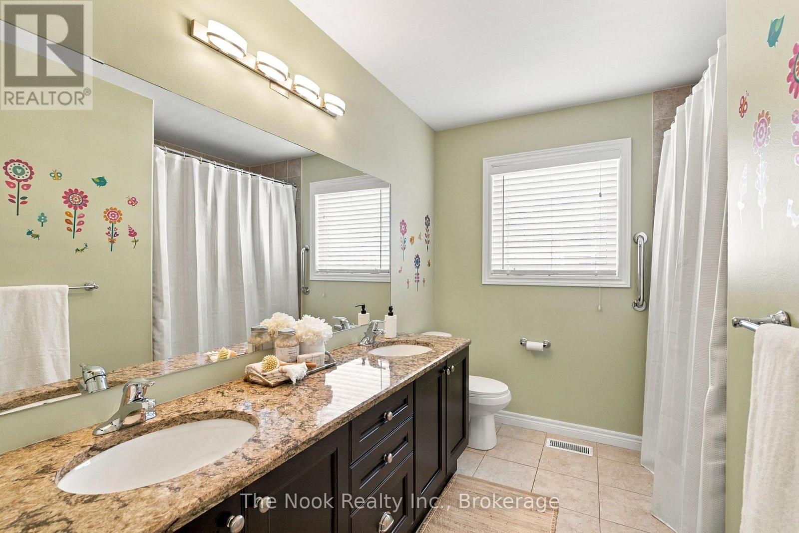 966 Hinterland Court, Oshawa, ON photo 30