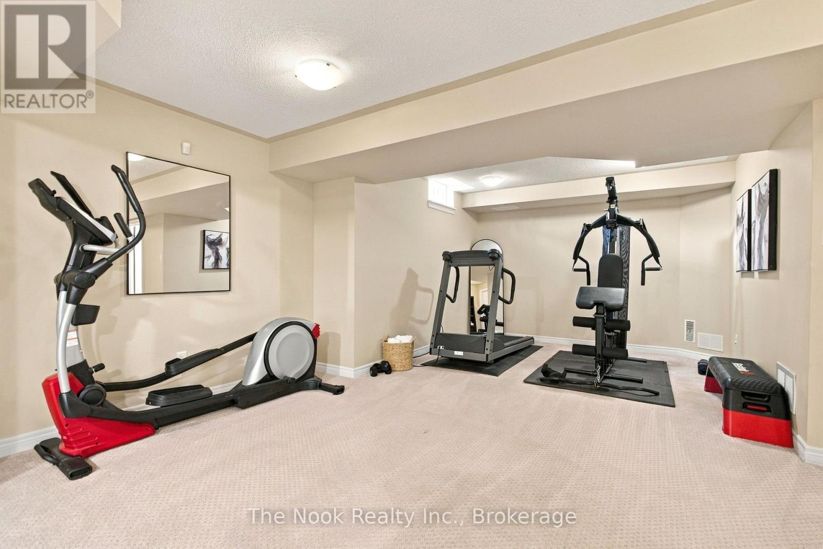 966 Hinterland Court, Oshawa, ON photo 39