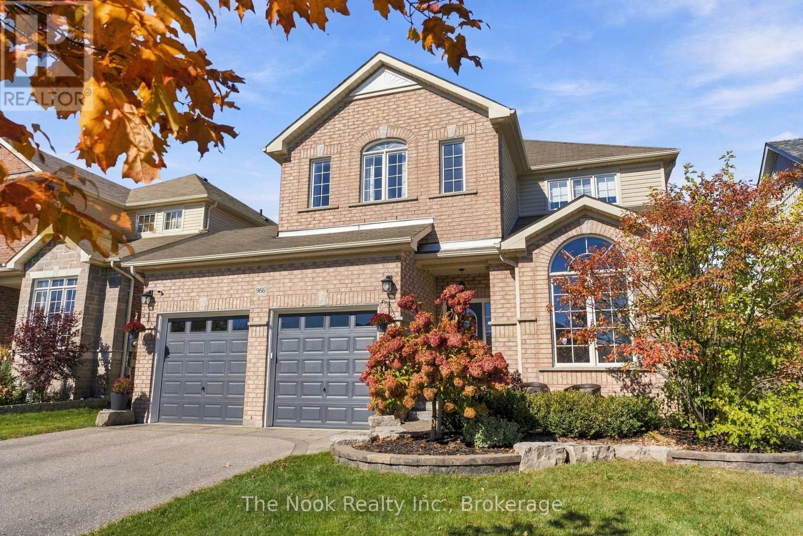 966 Hinterland Court, Oshawa, ON photo 4
