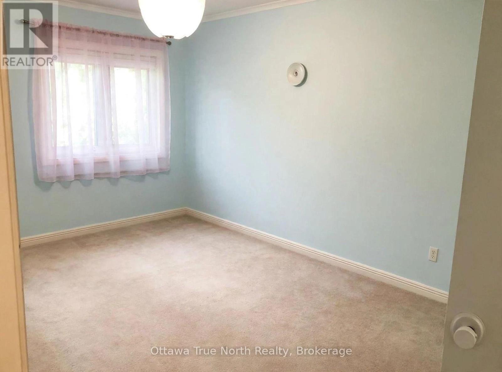 3 Bed, 3 Bath Townhouse for Rent in Ottawa – 437 CELTIC RIDGE CRESCENT, Ottawa – MLS# X14033772 - Image 13