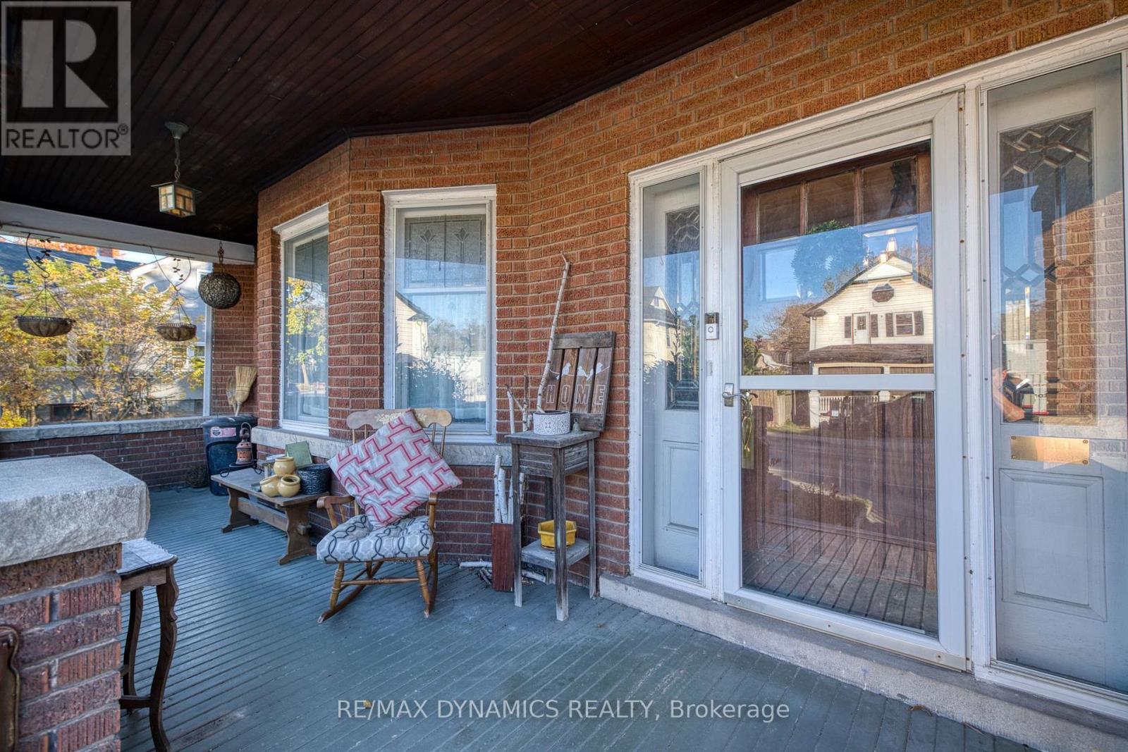 172 NIAGARA STREET - 10