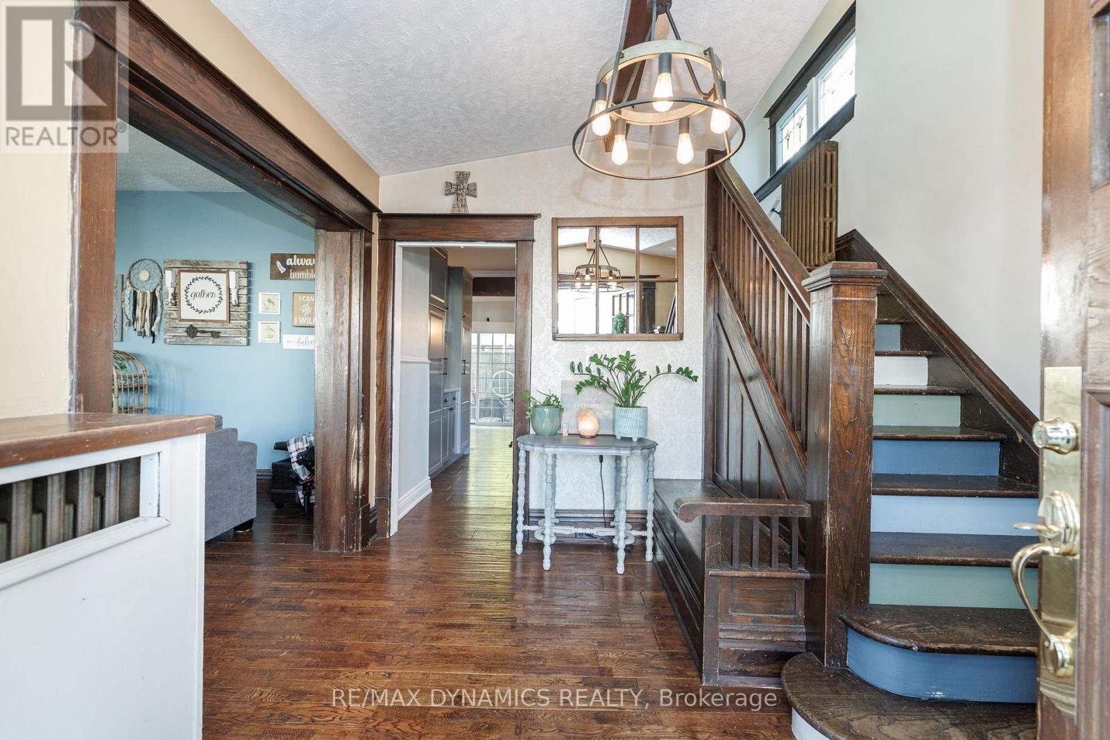 172 NIAGARA STREET - 11