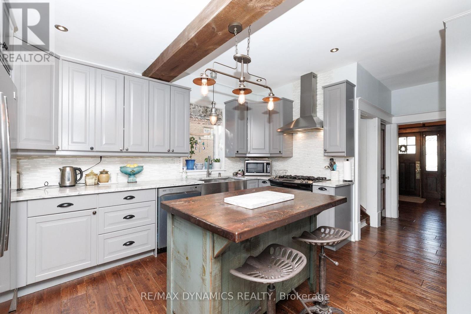 172 NIAGARA STREET - 19
