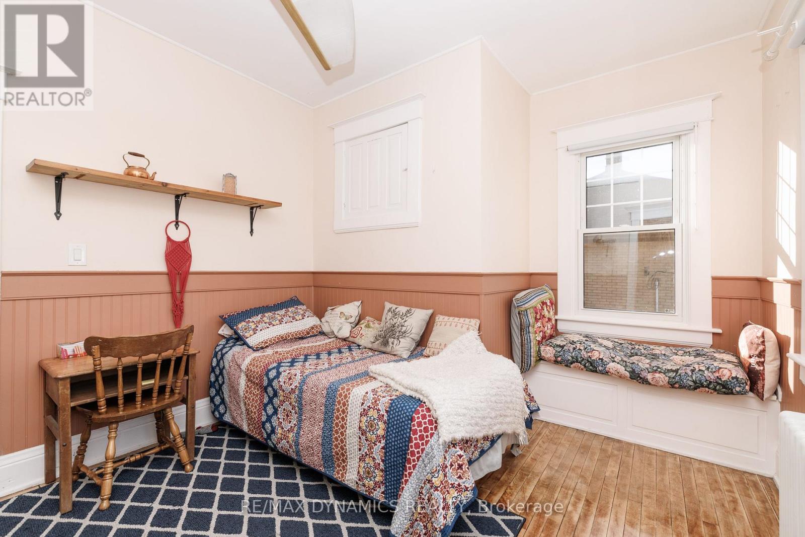 172 NIAGARA STREET - 27