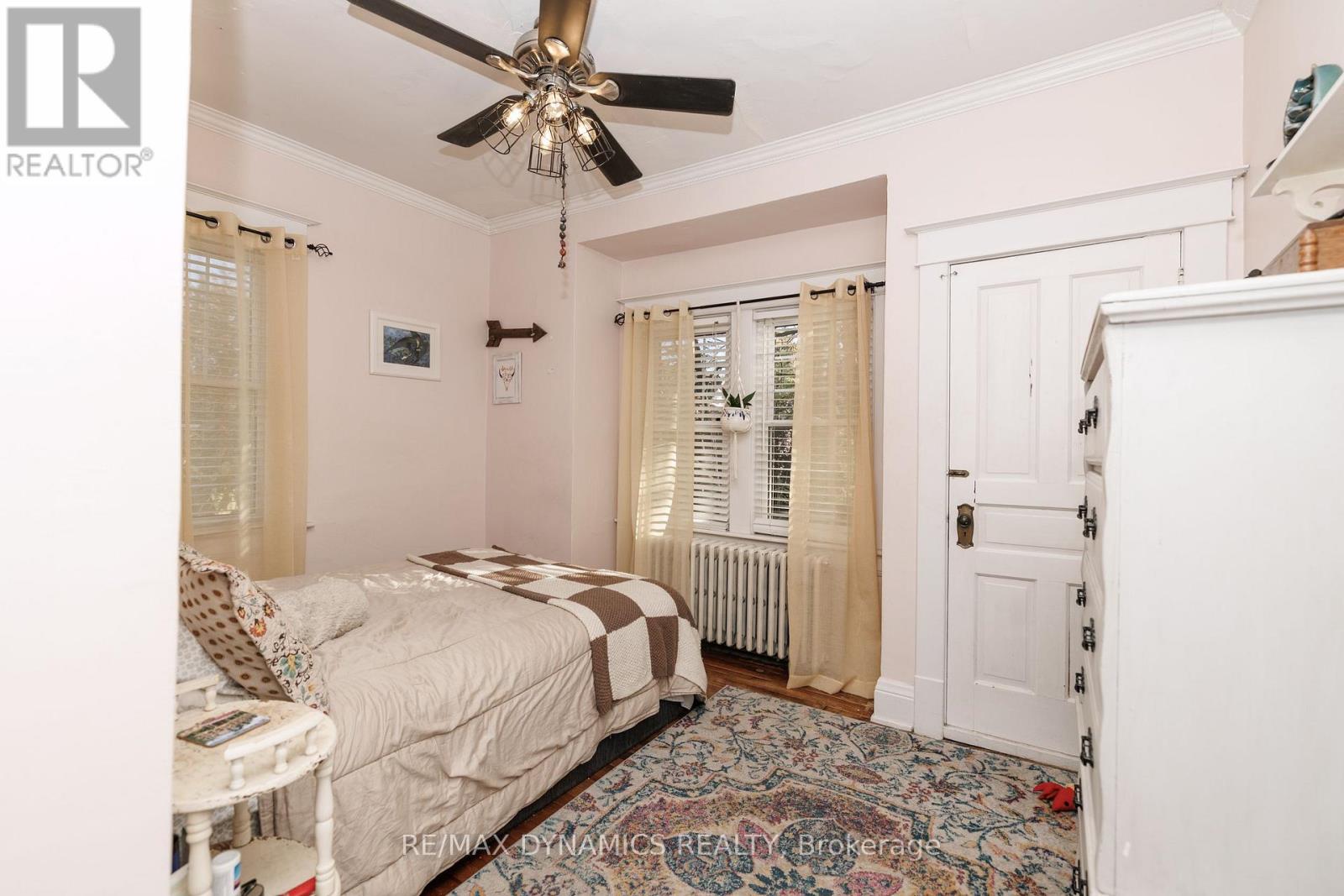 172 NIAGARA STREET - 32