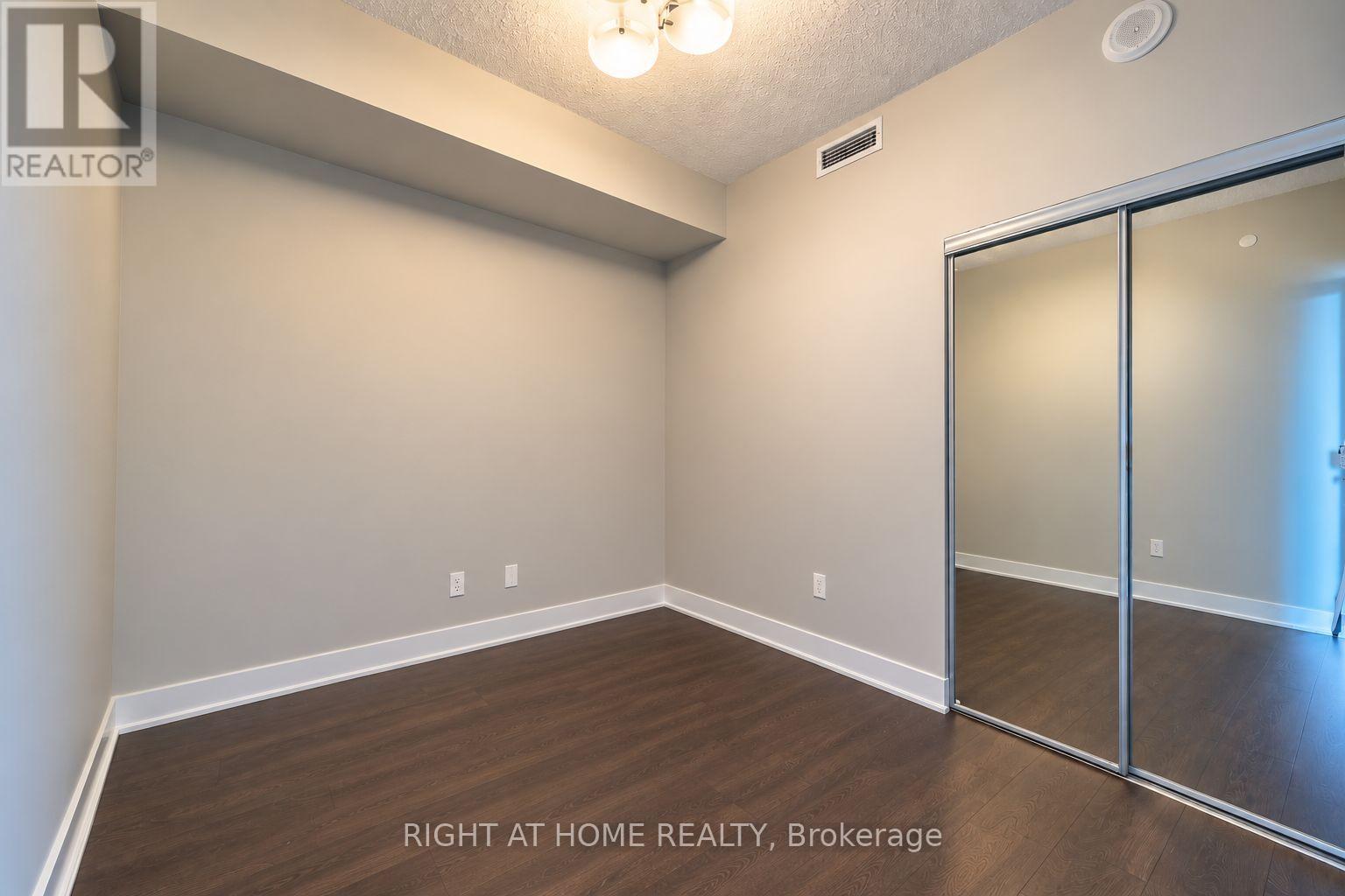 3003- 88 Sheppard Avenue East, Toronto, ON photo 8
