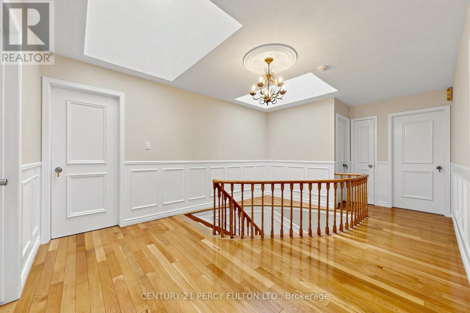 24 Tullamore Drive, Toronto, ON photo 16