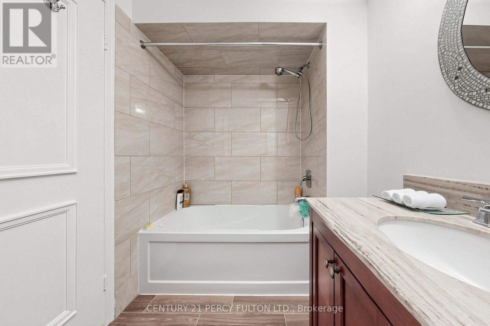 24 Tullamore Drive, Toronto, ON photo 20