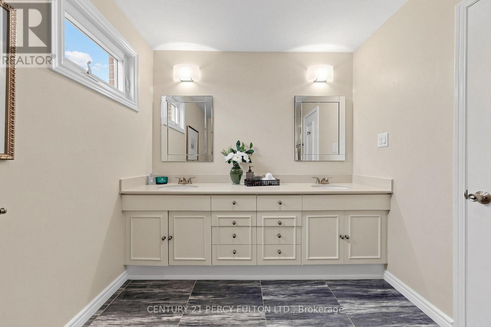 24 Tullamore Drive, Toronto, ON photo 30