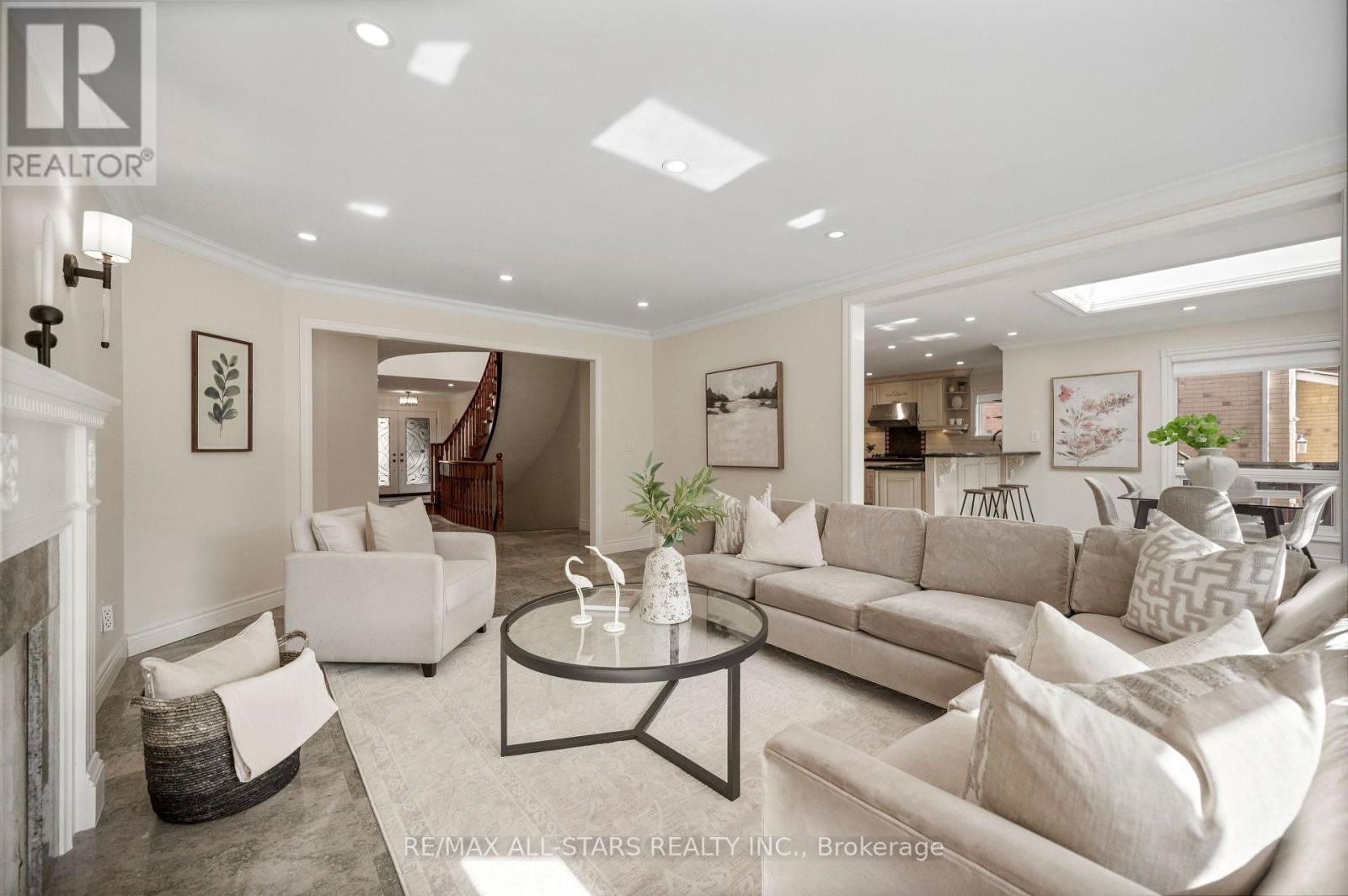 23 Charrington Crescent, Markham, ON photo 22
