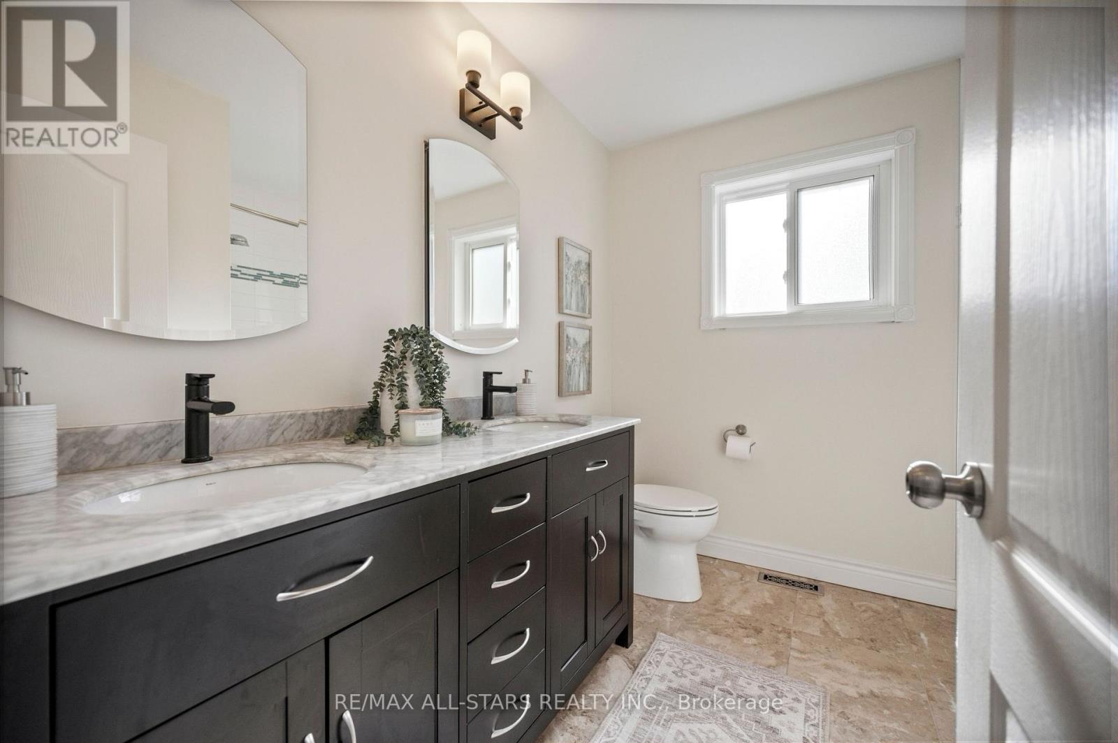 23 Charrington Crescent, Markham, ON photo 40