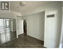 701 - 2520 Eglinton Avenue W, Mississauga, ON L5M0Y4 Photo 9