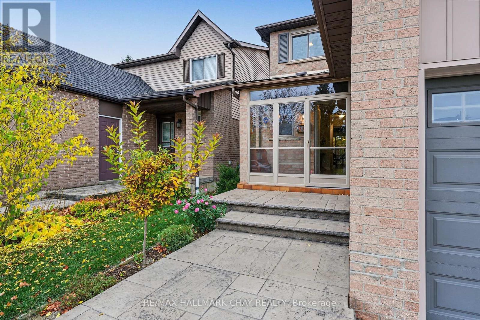 Photo of 57 NEWBRIDGE CRESCENT