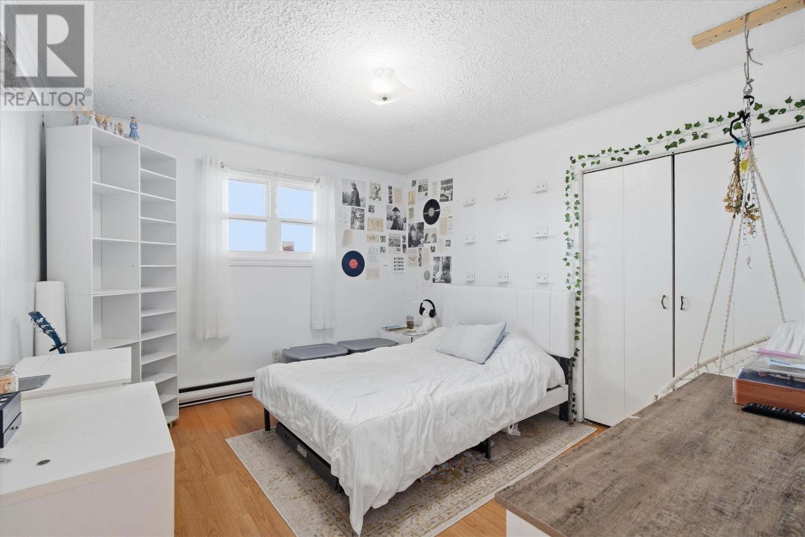348 Dogberry Hill Road - 14