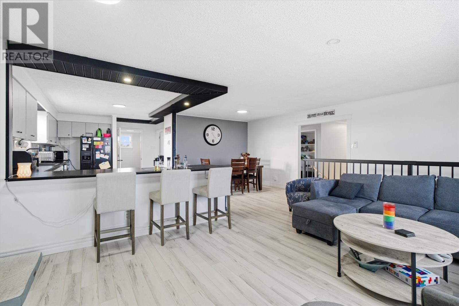 348 Dogberry Hill Road - 9