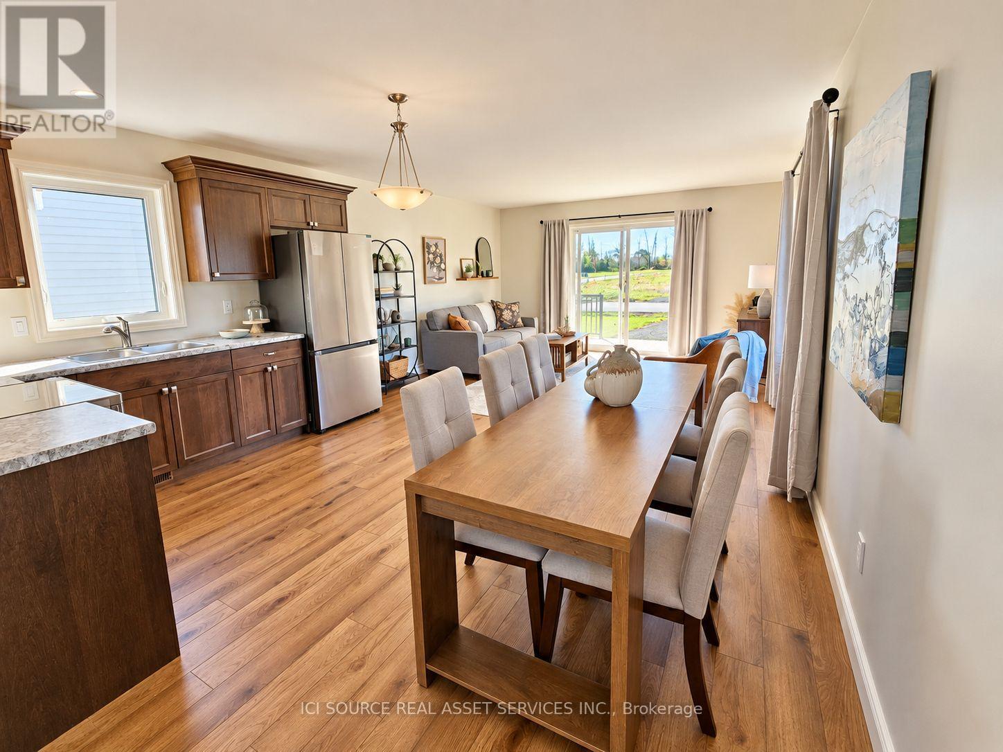 3 Forest Court, Greater Napanee, ON photo 4