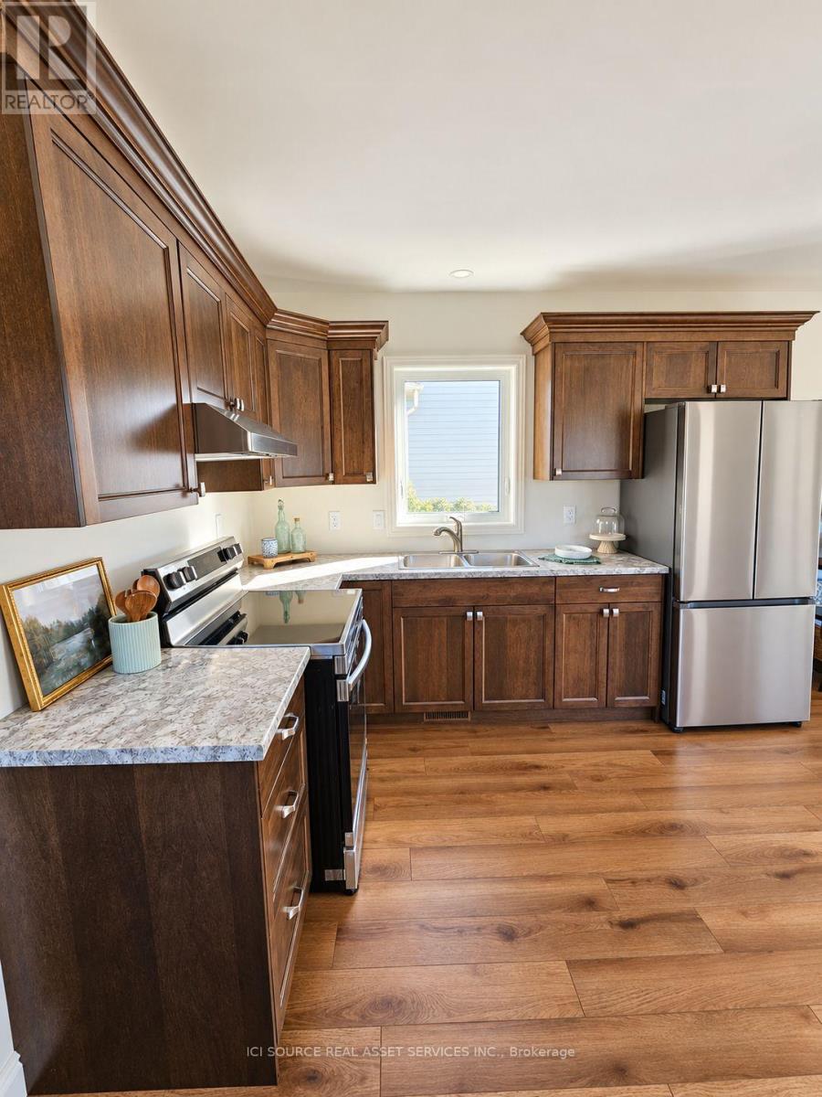 3 Forest Court, Greater Napanee, ON photo 9
