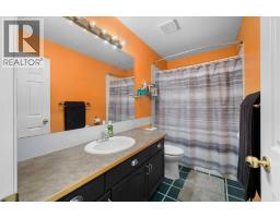 3pc Bathroom - 1321 Whitfield Avenue, Crossfield, AB T0M0S0 Photo 13