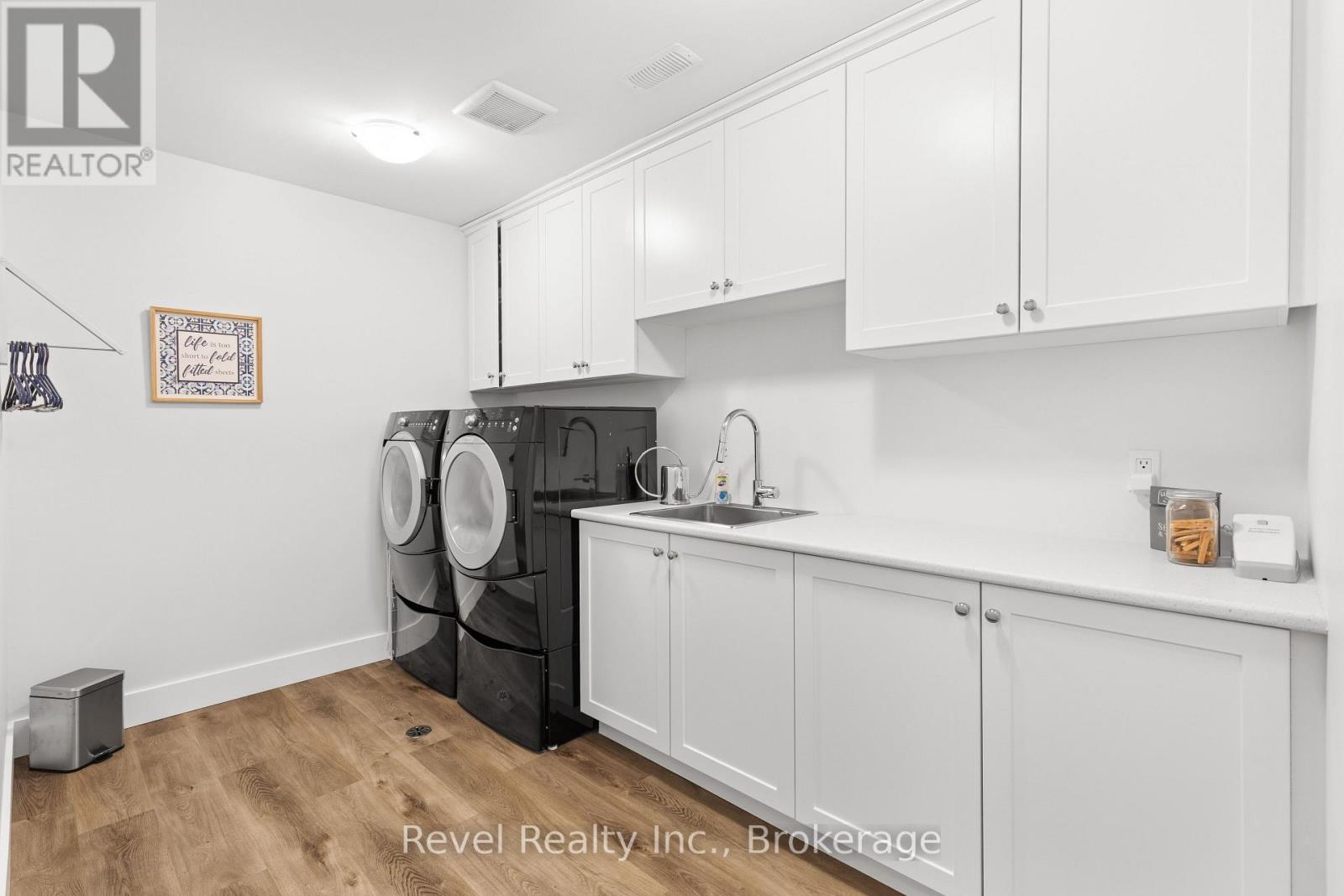 48 Pleasant View Crescent, Kawartha Lakes, ON photo 35
