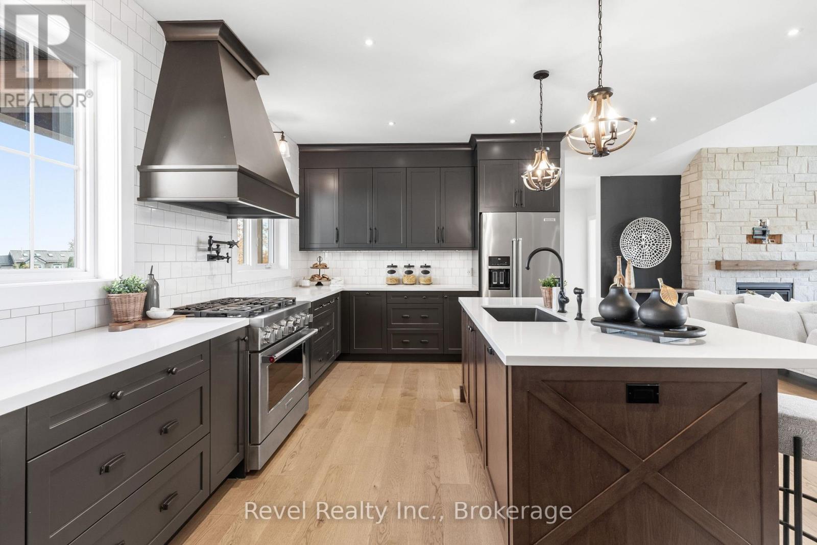 48 Pleasant View Crescent, Kawartha Lakes, ON photo 6