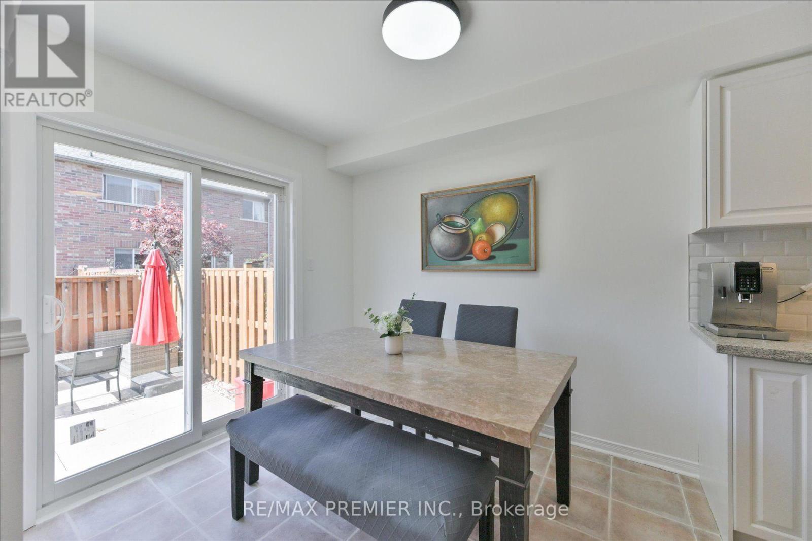 22 Lucerne Drive, Vaughan, ON photo 16