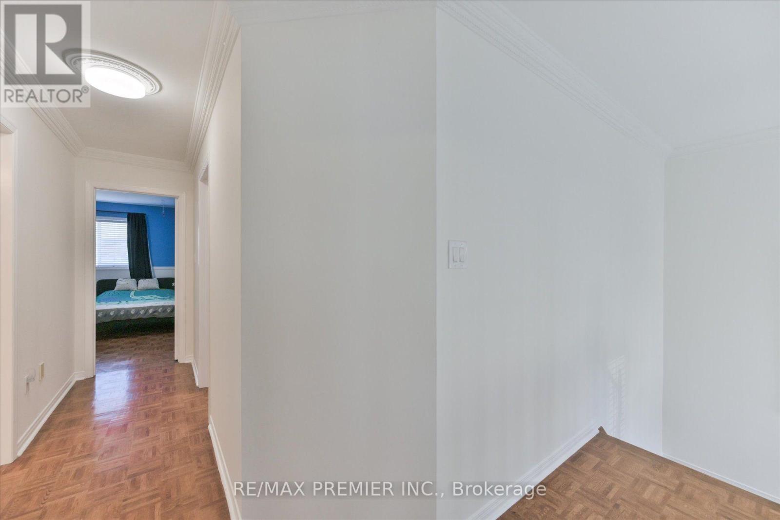22 Lucerne Drive, Vaughan, ON photo 21