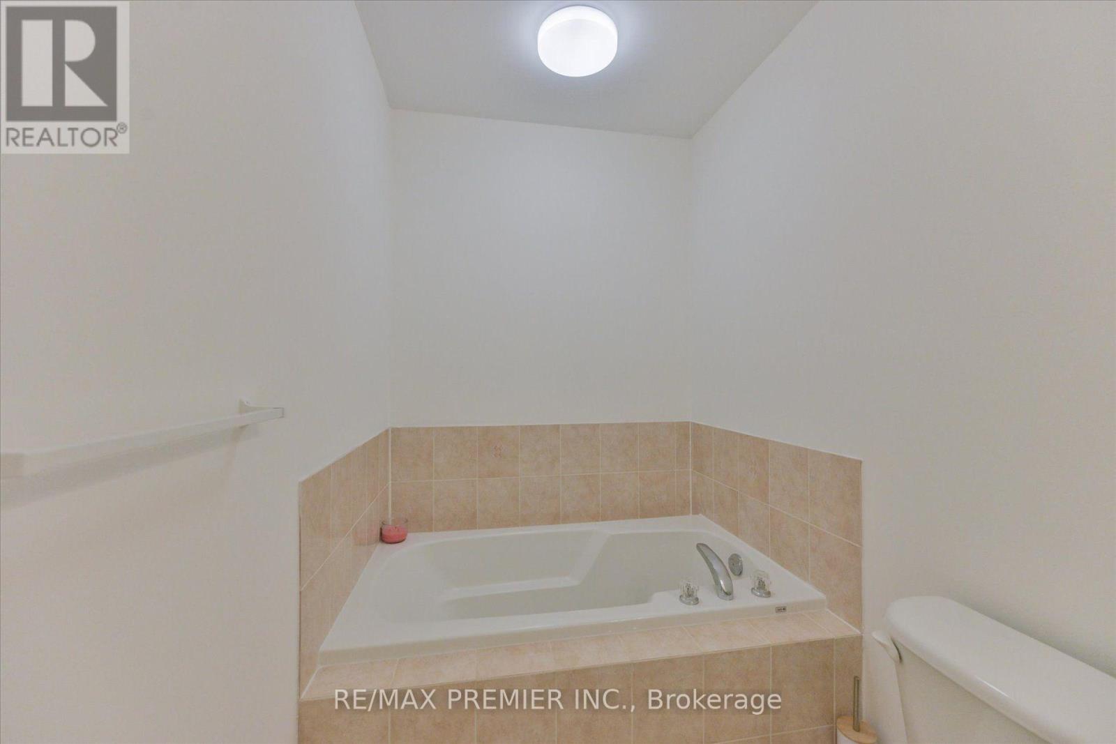 22 Lucerne Drive, Vaughan, ON photo 27