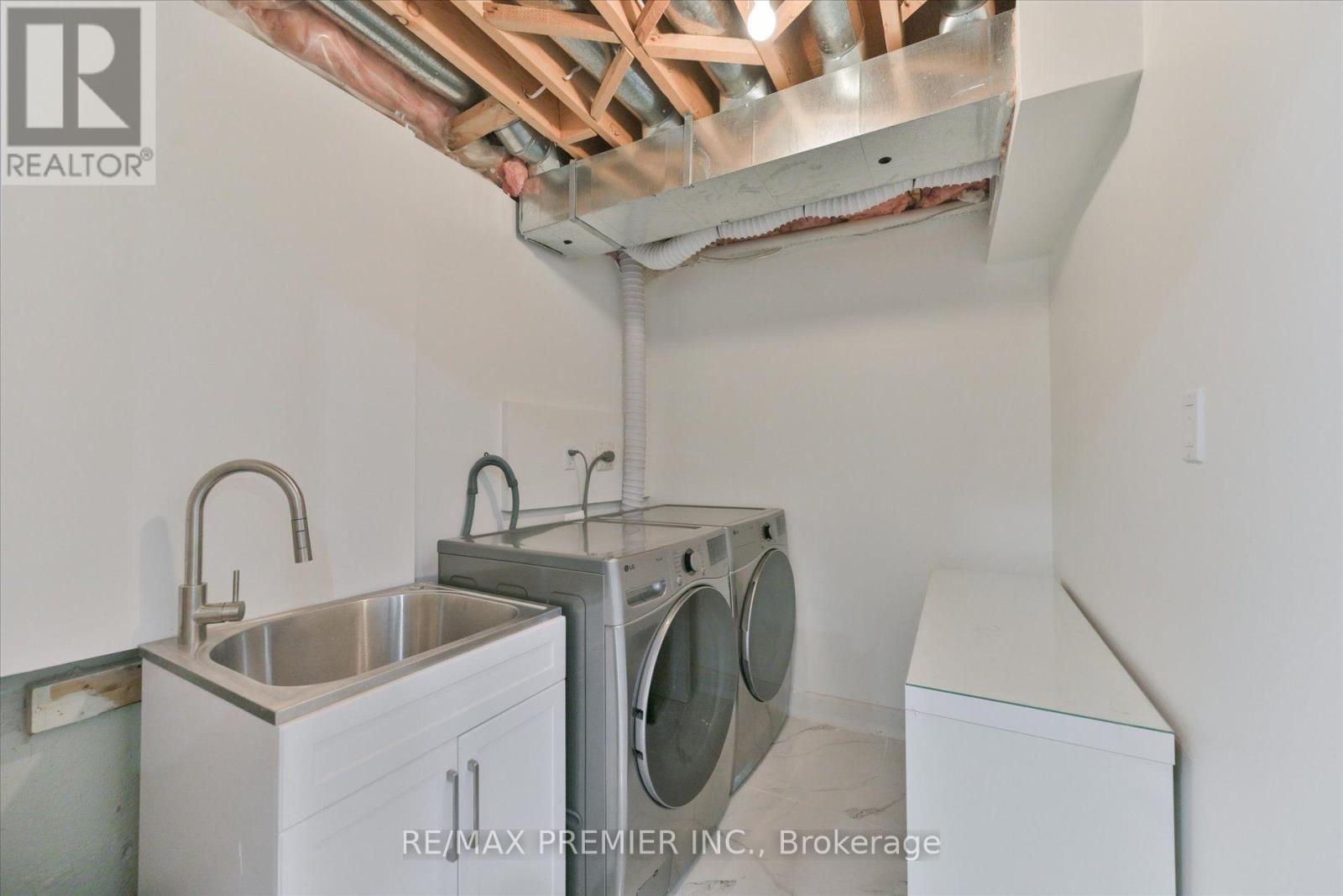 22 Lucerne Drive, Vaughan, ON photo 37