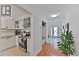Laundry room - 22 Lucerne Drive, Vaughan, ON L4H2Y2 Photo 7