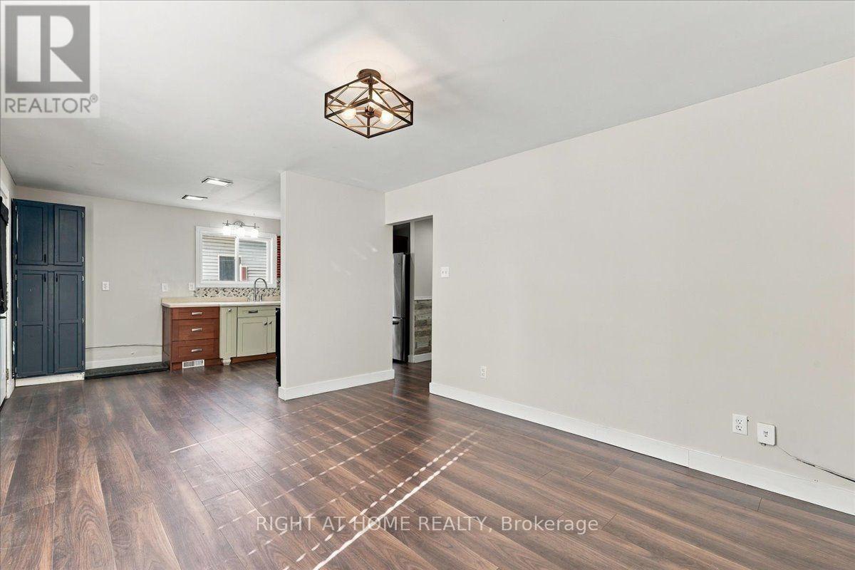 14 Harriet Street, Quinte West, ON photo 7